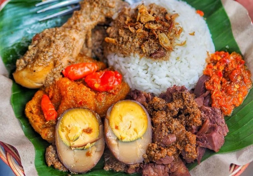 38 Makanan Khas Indonesia. Berasal dari Seluruh Provinsi