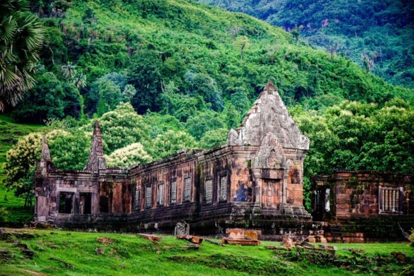 tempat wisata di laos