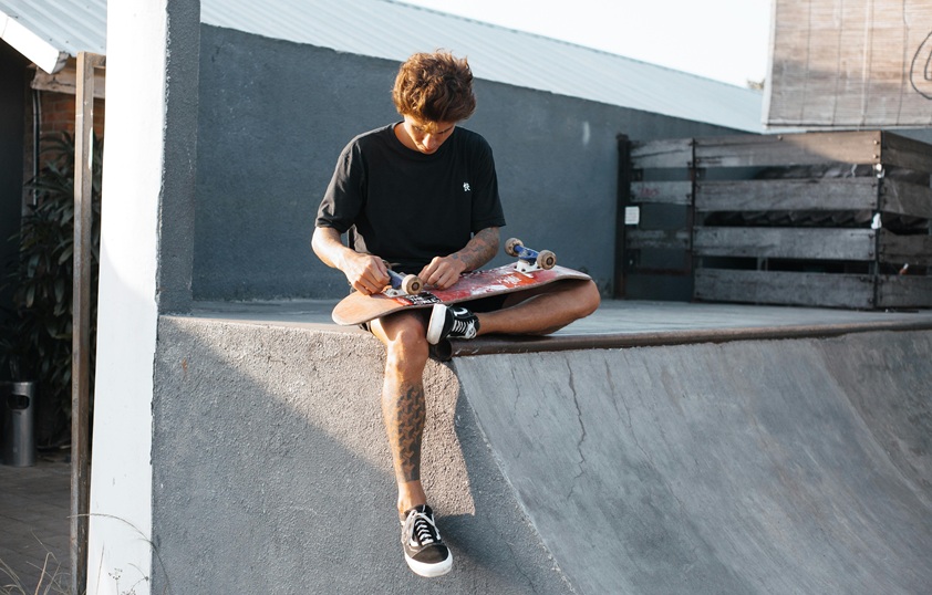 10 Rekomendasi Sepatu Vans yang Kasual, Nyaman, dan Timeless