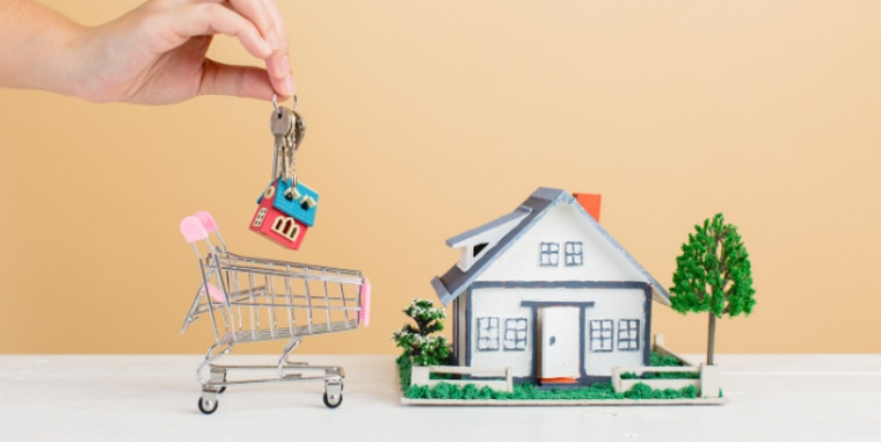 lebih baik kontrak atau beli rumah