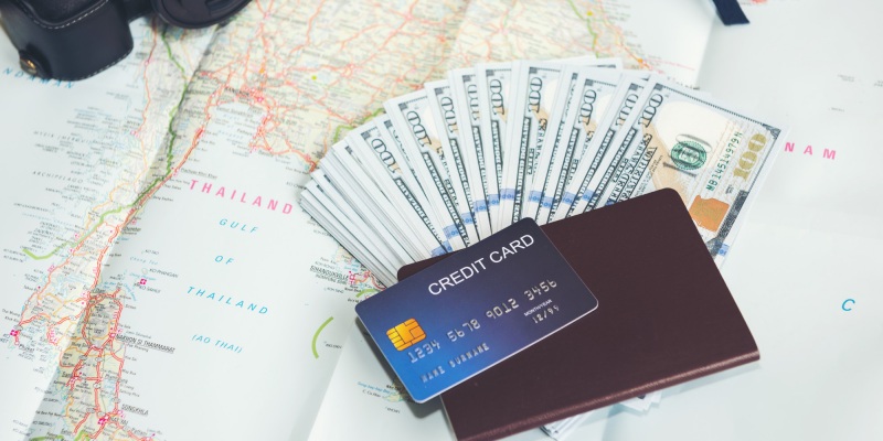 Macam-macam biaya kartu kredit