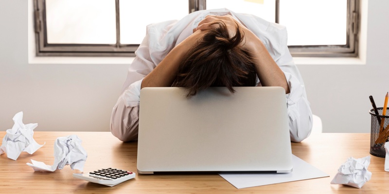 Financial Burnout: Bahaya & Cara Mengatasinya agar Keuangan Tetap Sehat